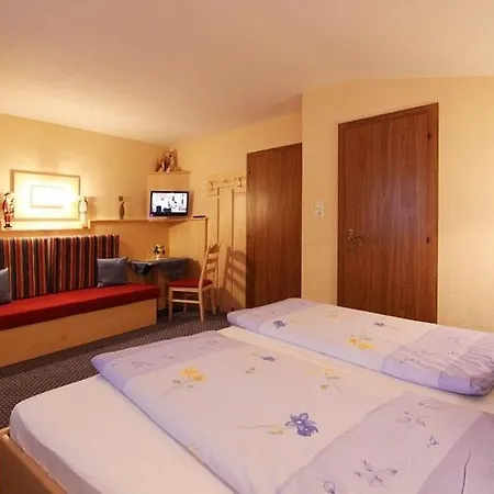 Gaestehaus Veit Fiegl Penzion 3*